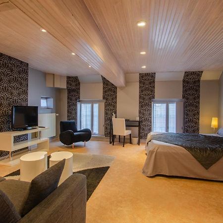 La Chambre D'Amis La Costignieres Montgueux Экстерьер фото
