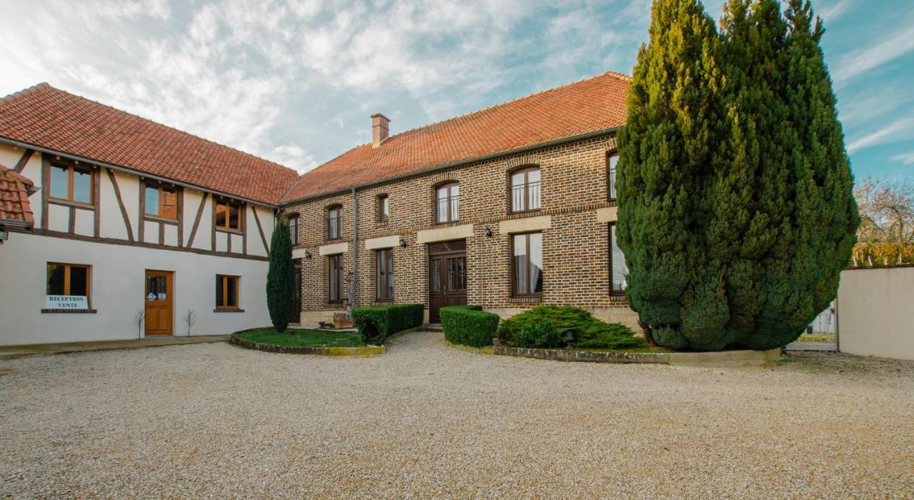 La Chambre D'Amis La Costignieres Montgueux Экстерьер фото