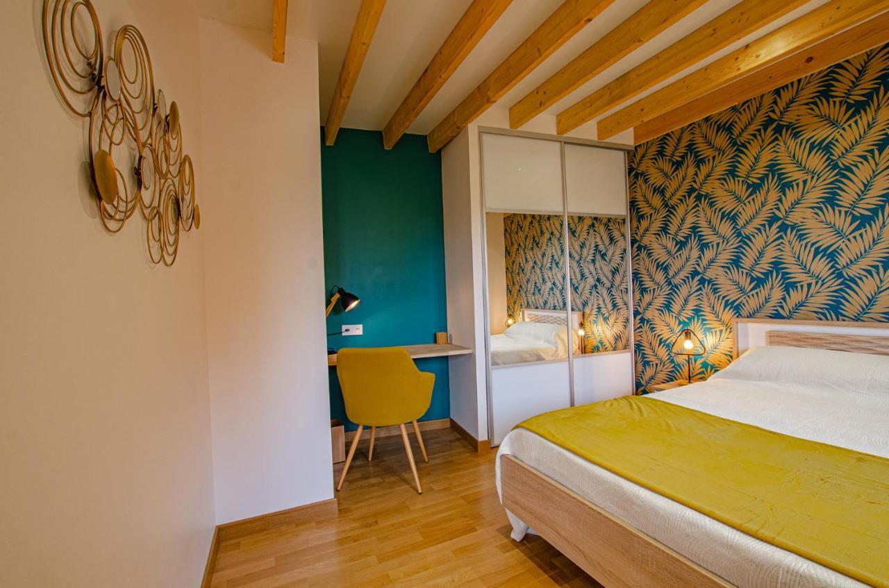 La Chambre D'Amis La Costignieres Montgueux Экстерьер фото