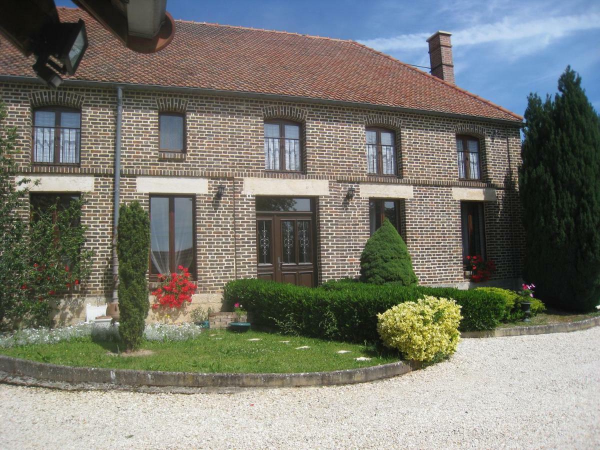 La Chambre D'Amis La Costignieres Montgueux Экстерьер фото