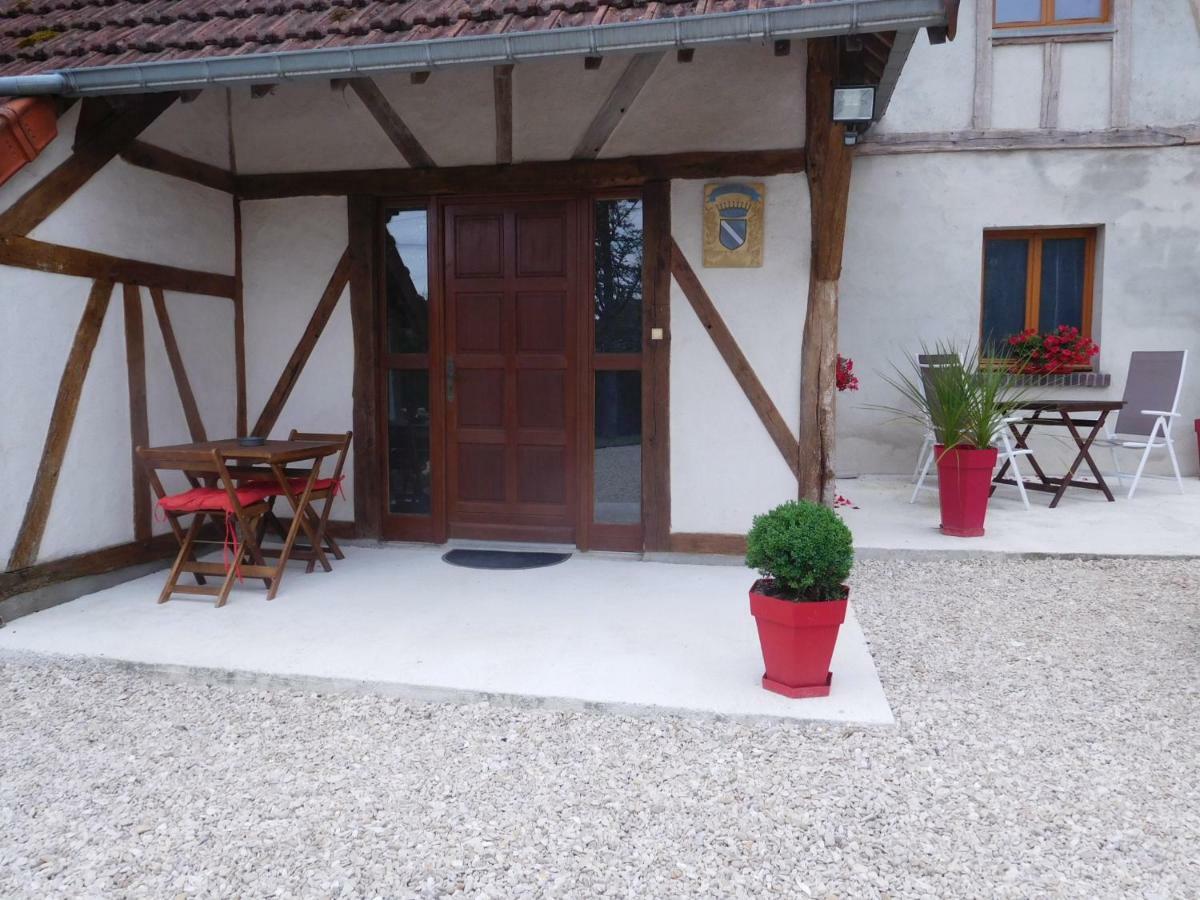 La Chambre D'Amis La Costignieres Montgueux Экстерьер фото