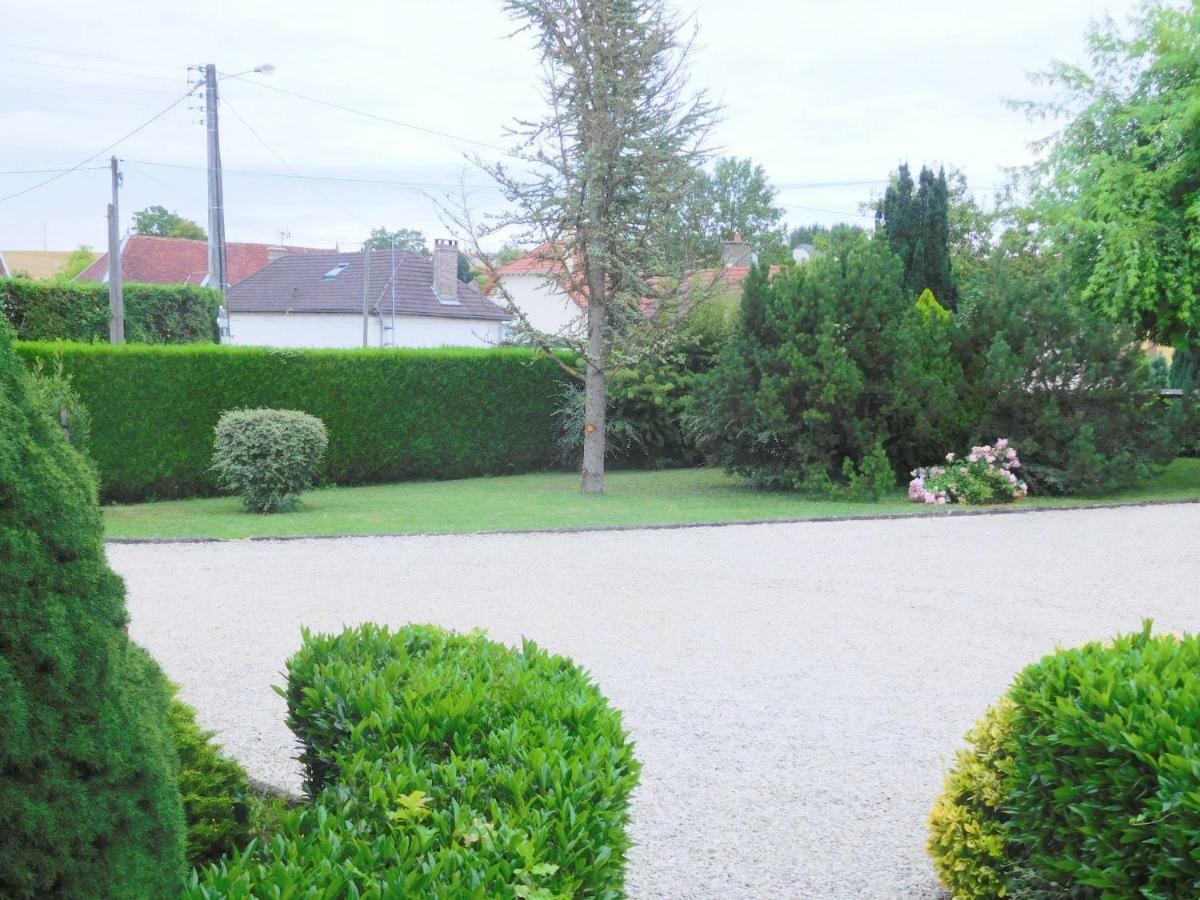 La Chambre D'Amis La Costignieres Montgueux Экстерьер фото